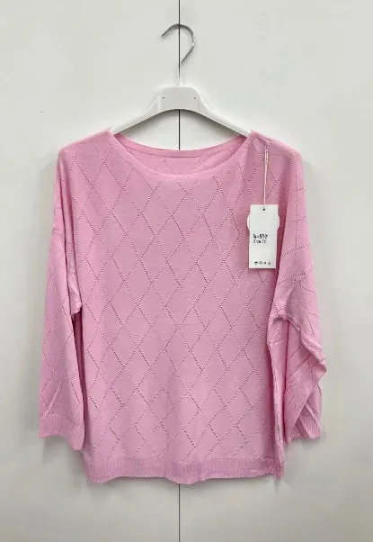 Lightweight cross pattern jumper