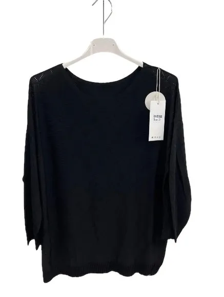 Lightweight cross pattern jumper